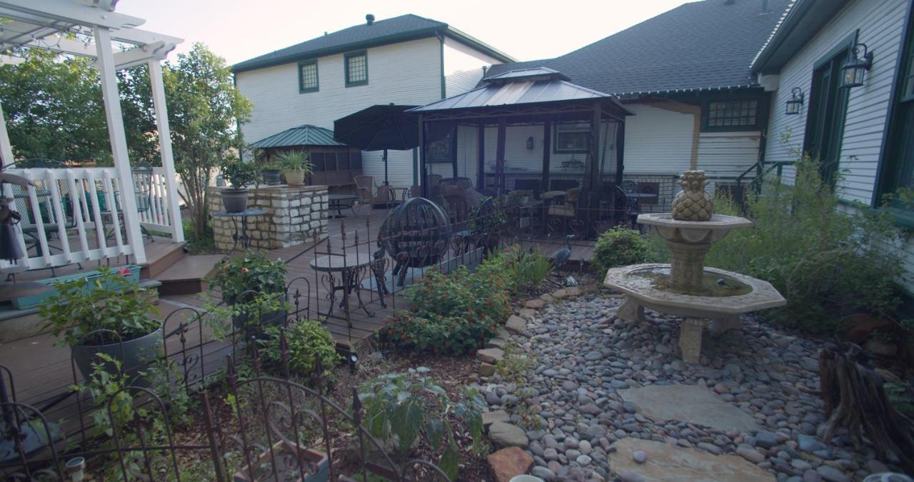 Granbury Gardens Bed And Breakfast Exterior foto