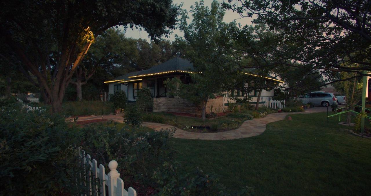 Granbury Gardens Bed And Breakfast Exterior foto