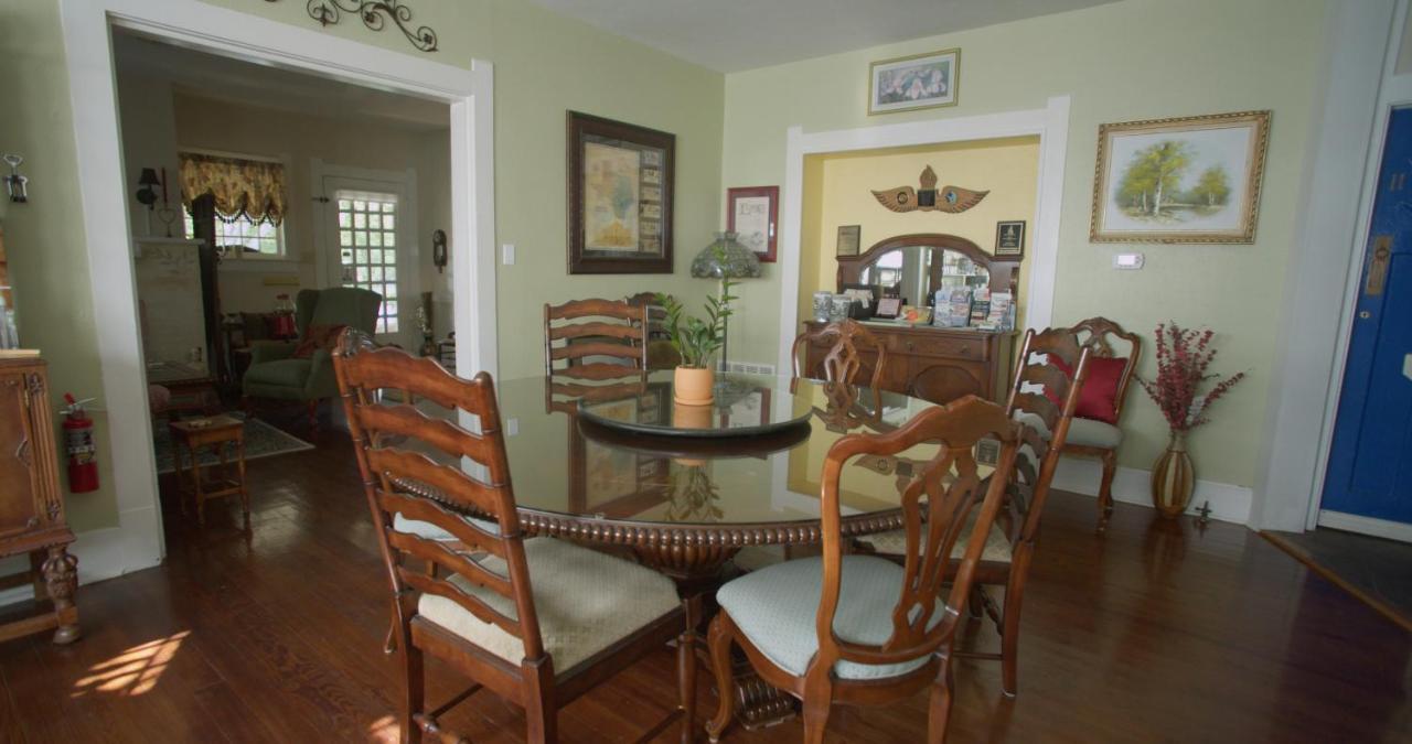 Granbury Gardens Bed And Breakfast Exterior foto