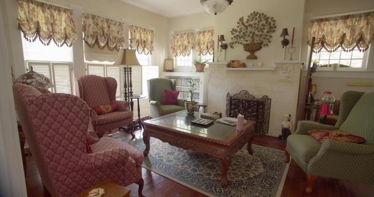 Granbury Gardens Bed And Breakfast Exterior foto
