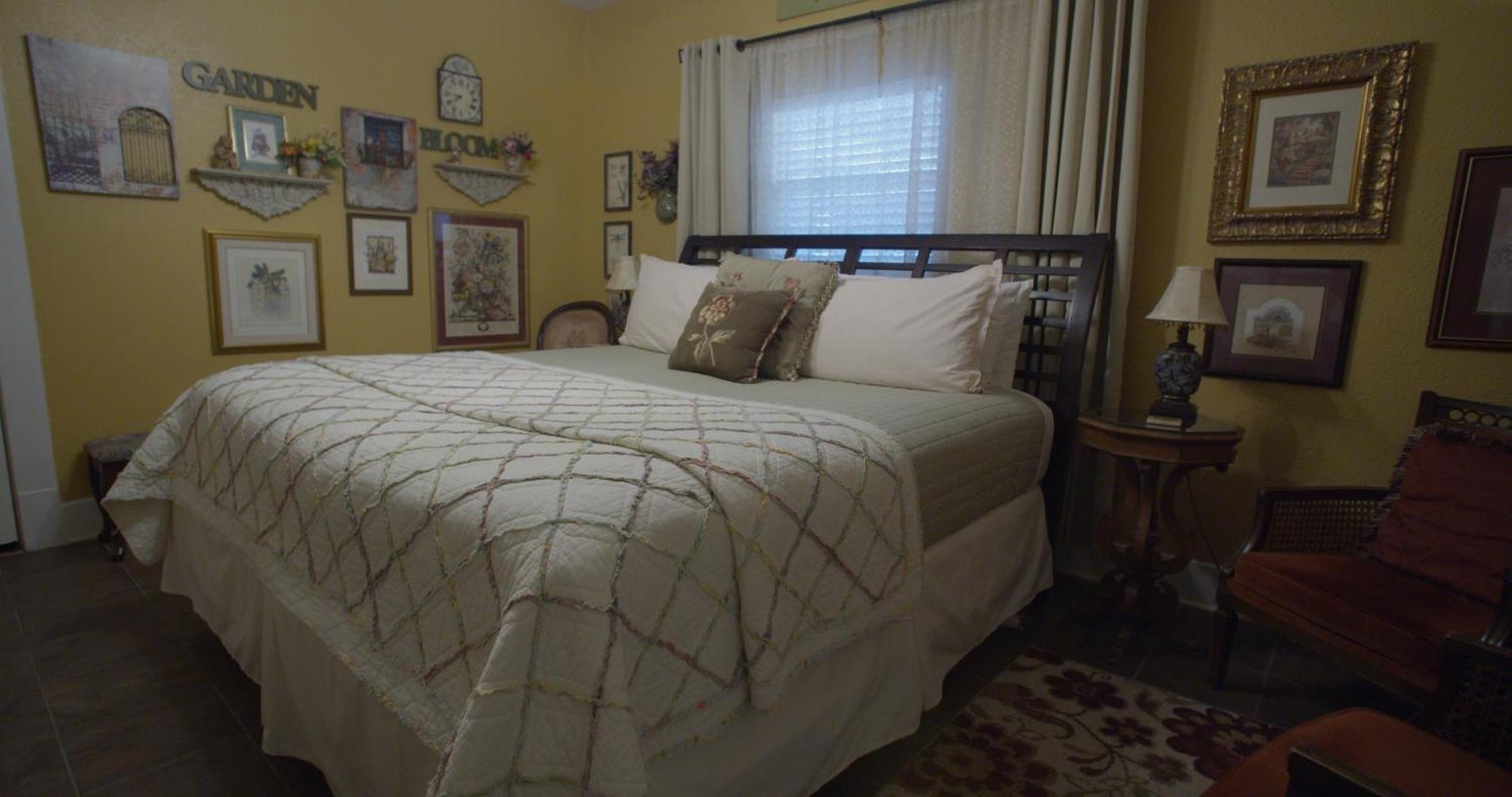 Granbury Gardens Bed And Breakfast Habitación foto